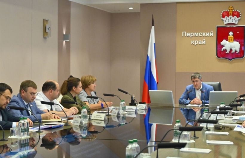 Губернатор Прикамья поручил главам округов ускорить заключение контрактов по проектам благоустройства