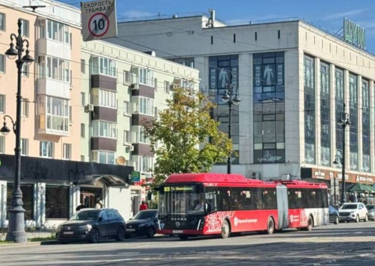 В Перми удлинили остановки для автобусов-гармошек