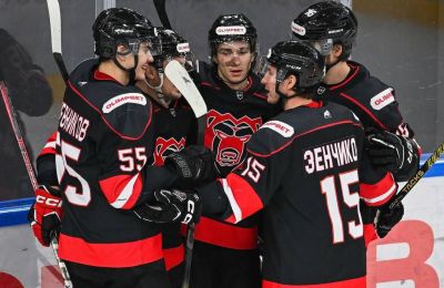 «Молот» переиграл «Металлург»