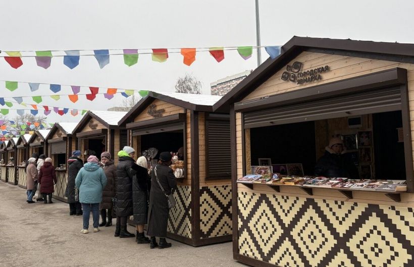 В Перми на эспланаде открылась Масленичная ярмарка 