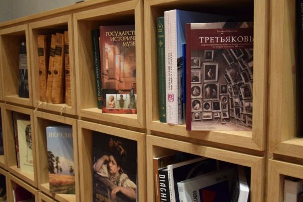 Новая библиотека Пермской галереи станет более открытой для читателей 