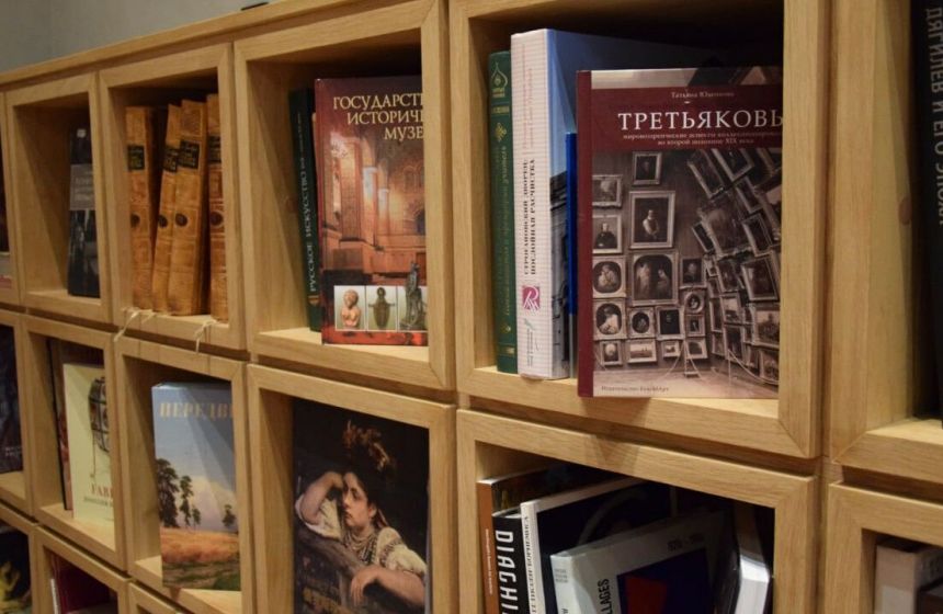 Новая библиотека Пермской галереи станет более открытой для читателей 