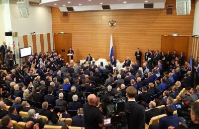 «Единая Россия» создала фракцию и выдвинула кандидатов на руководящие посты в Госдуме девятого созыва