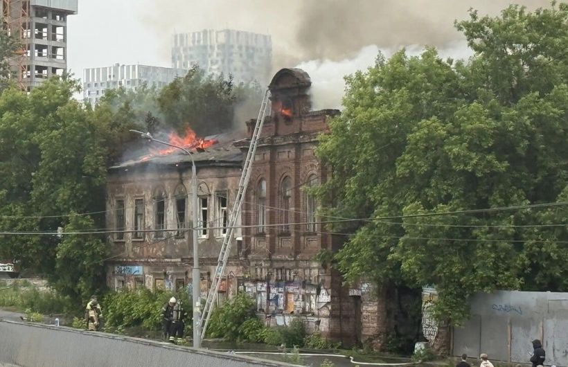 ​Объект культурного наследия регионального значения вспыхнул в Перми 