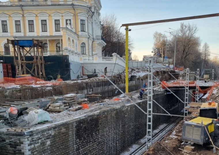 ​В Перми реконструкция путепровода по улице Монастырской выполнена на 45%