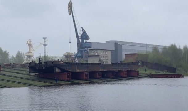 Пермская судоверфь спустила на воду отремонтированную баржу К-2684 проекта № 943