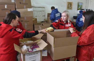 26 тонн гуманитарной помощи отправили из Прикамья бойцам СВО