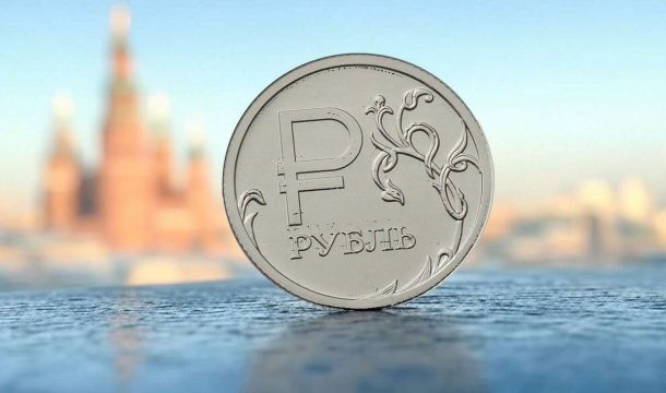 «Звездный счет»: закончилась ли летняя слабость рубля