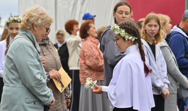 В Перми прошла благотворительная акция «День Белого Цветка»
