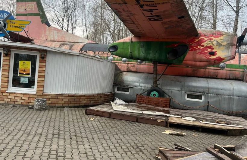 ​В Перми из-за санитарных нарушений закрыли кафе «Грин Бистро» и «Самолет»