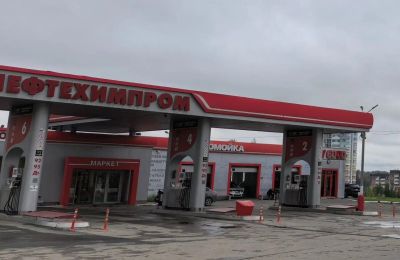 АЗС «Нефтехимпром» прекратили отпуск топлива в канистры в Прикамье