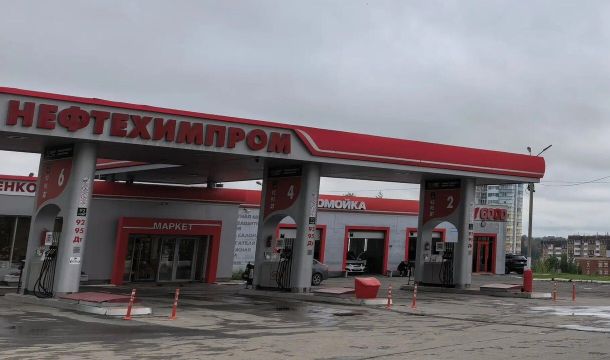АЗС «Нефтехимпром» прекратили отпуск топлива в канистры в Прикамье