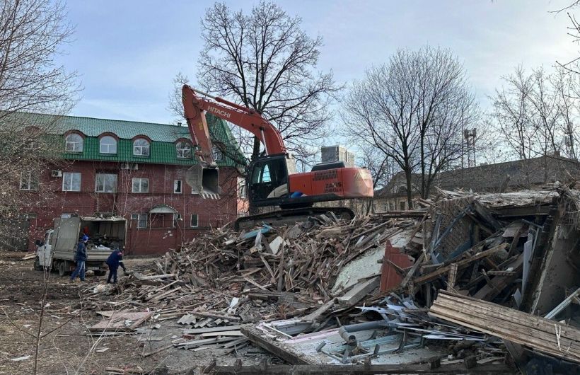 В Перми за ноябрь снесли 23 аварийных дома в разных районах города