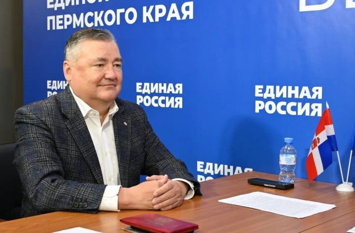 ​Председатель Заксобрания Прикамья Валерий Сухих подал документы на праймериз «Единой России»