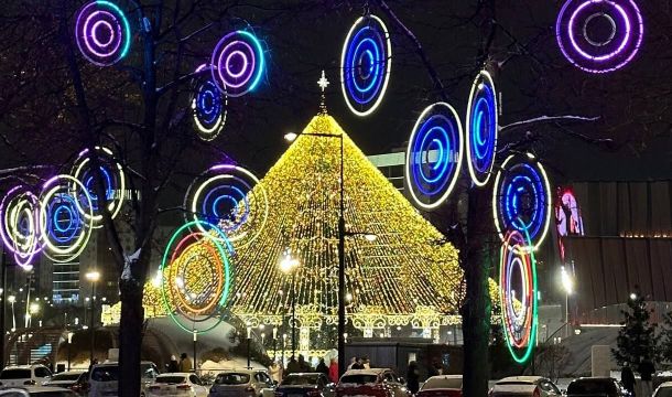 ​Пермь готовится к Новому году в стиле «Легенд Пармы»