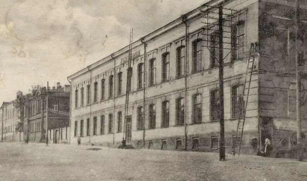 Трудно поверить, но Михаил Осоргин в гимназии был второгодником