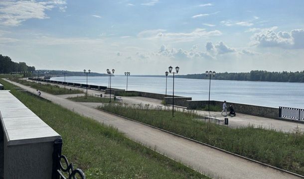 Суд обязал выплатить компенсацию женщине за падение на лестнице курорта «Усть-Качка»