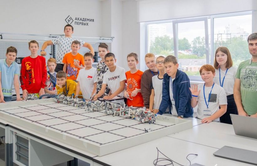 ​Дополнительное образование — это ключ к успеху: делимся подборкой госпабликов для школьников