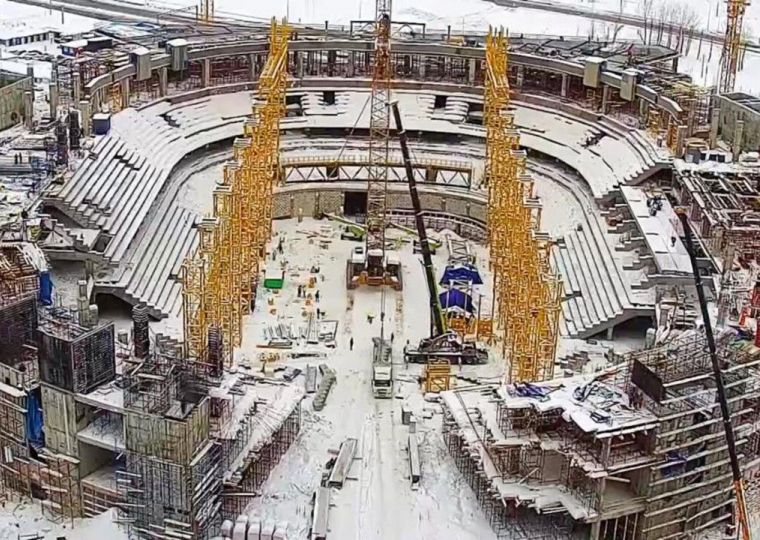 ​На «Пермь Арене» начали монтировать ключевые конструкции кровли