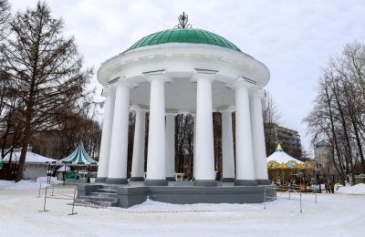 Безопасность сцены в Театре эстрады парка Горького под вопросом