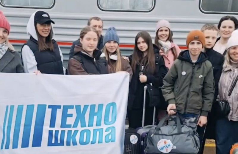 ​Школьники из Прикамья с водяной ракетой стали победителями отбора на космическую смену в «Артеке»