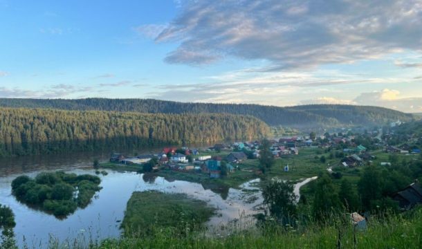 Две девушки сорвались с камня «Желтый» в селе Кын Лысьвенского округа 
