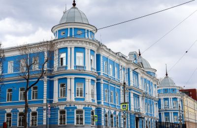 Неформального лидера таджикской диаспоры в Прикамье на 50 лет выдворили из РФ и лишили гражданства