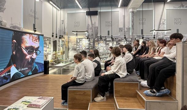 Для школьников и студентов Березников провели киноэкскурсии
