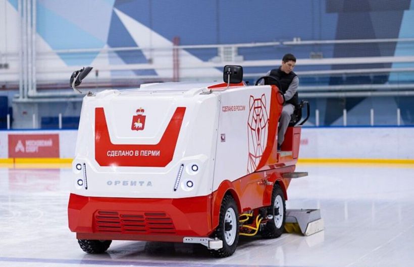 ​Пермская компания представила электрическую ледозаливочную машину «Орбита» для крупных арен