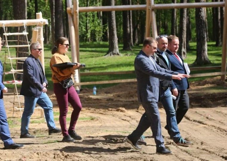 ​Глава Перми проверил ход благоустройства Черняевского леса