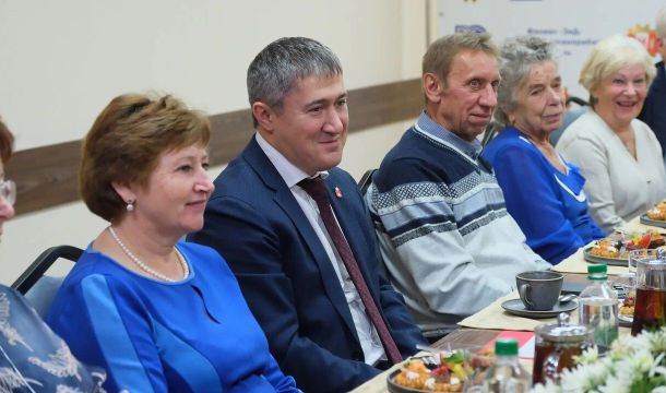 Дмитрий Махонин встретился с ветеранами промышленных предприятий Прикамья