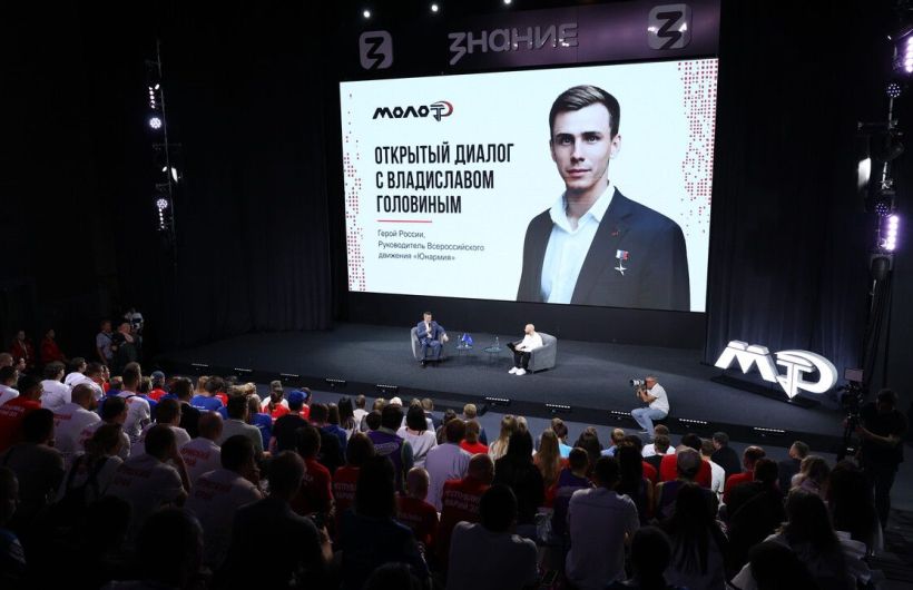 «Здесь у всех горят глаза»: почему визит Героя России Владислава Головина в Пермь стал событием для всего края