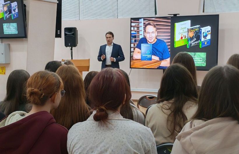 Место встречи писателей и читателей: в Горьковке открылся клуб «Литературный дом»