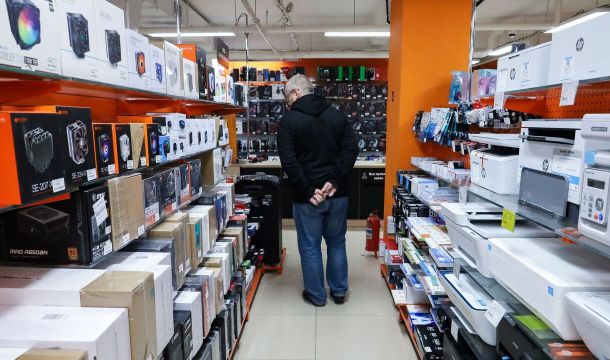 Февраль меняет правила игры: за бракованный товар вернут меньше, а семейную ипотеку дадут не всем