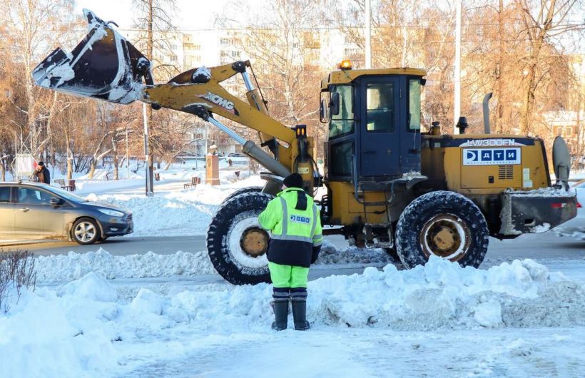 В Перми усилен патрульный контроль за уборкой снега