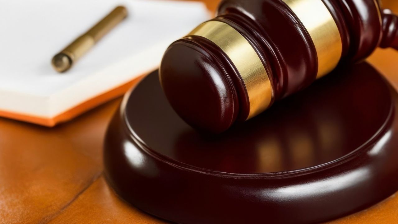 В Перми предпринимателя будут судить за продажу немаркированных сигарет