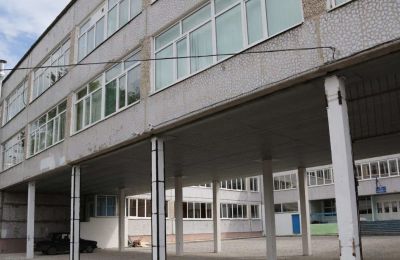 Благоустройство территории пермской школы №76 выполнено на 50%