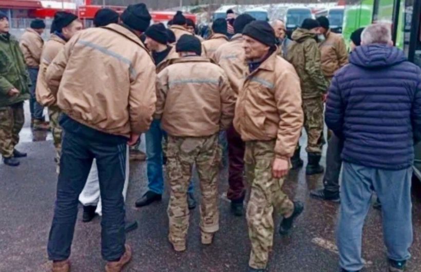 Четыре участника СВО из Прикамья вернулись домой в рамках обмена военнопленными