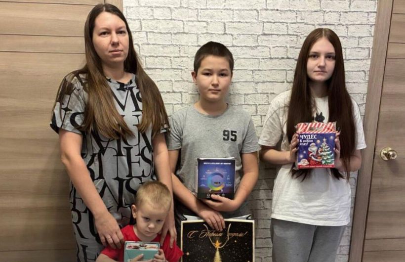 Дети из Северодонецка получили новогодние подарки