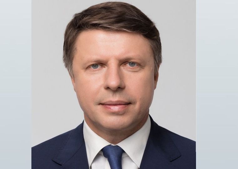 Мандат лидера списка «Единой России» в Заксобрании может перейти Юрию Борисовцу