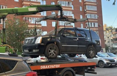 Судебные приставы арестовали автомобили пермяков, задолжавших за отопление и горячую воду