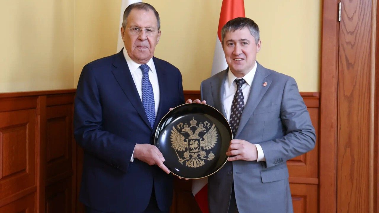 В Перми прошла рабочая встреча Дмитрия Махонина с Сергеем Лавровым 