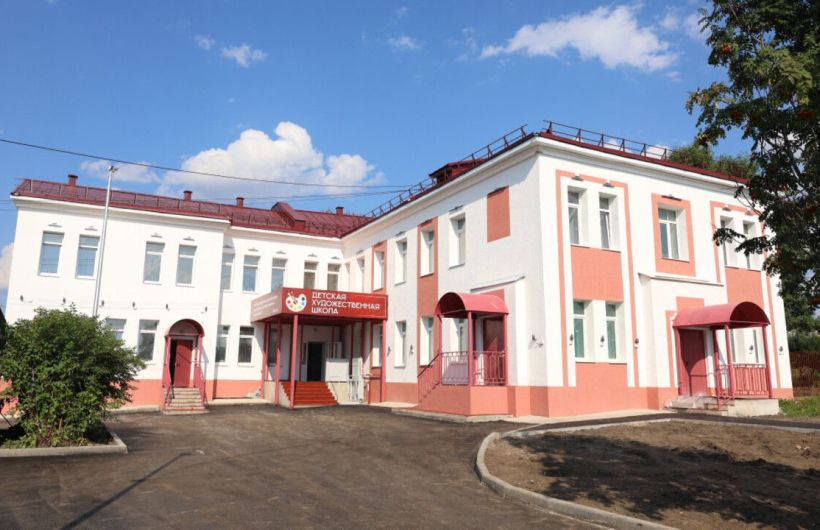 В Соликамске завершается капремонт художественной школы