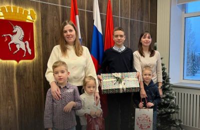 ​Дмитрий Махонин рассказал, как продолжает исполнять детские мечты с «Елки желаний»