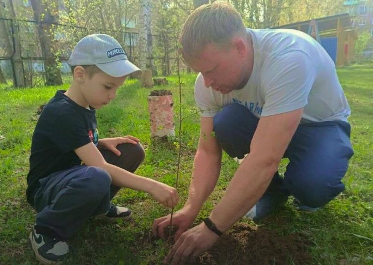 ​В Пермском крае высадили тысячи деревьев, чтобы сохранить память о героях Великой Отечественной войны