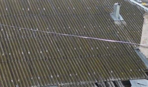 Частично обрушилась кровля жилого дома в Перми