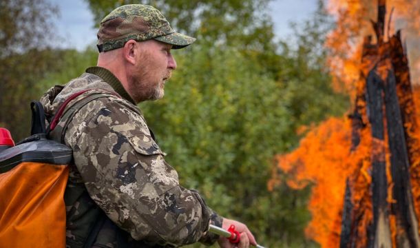 Пермские лесные пожарные вернулись домой после 38 дней борьбы с огнем в Томской области