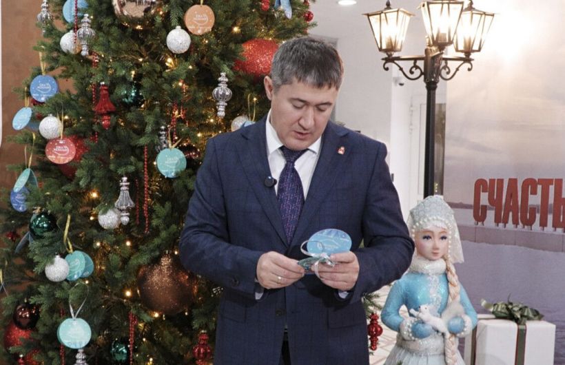 Дмитрий Махонин исполнит желания детей из Прикамья и Северодонецка в рамках акции «Елка желаний»