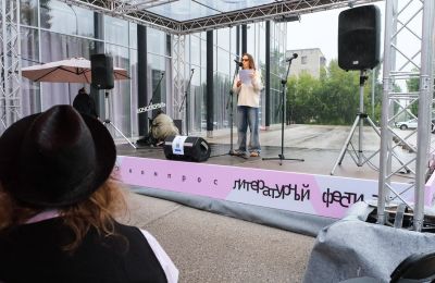 Горячо, эмоционально, по-настоящему: каким в этом году получился литературный фестиваль «Компрос»