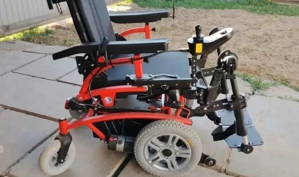 ​В Прикамье прокуратура добилась выдачи инвалидной коляски ребенку